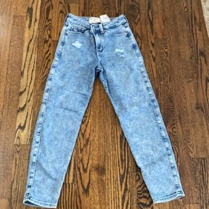 Abercombie & Fitch Big Girls acid washed denim